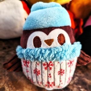 10/$10 Bark Box, Pengy Cake, Small Plush Dog Toy, Crinkly, Squeaky